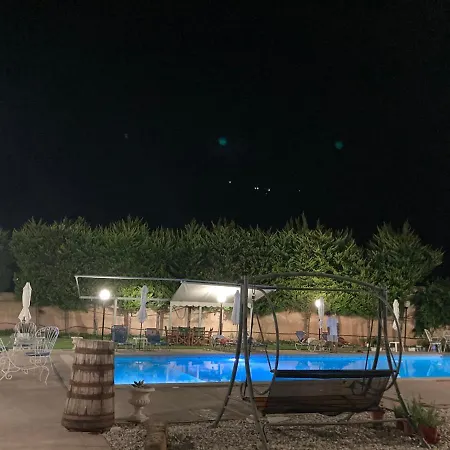 Sezar's Aparthotel