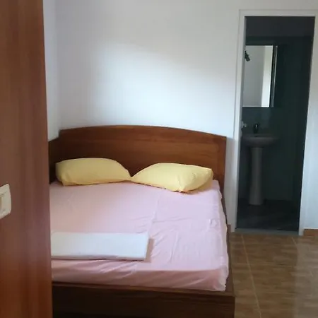 Sezar's Qeparo
